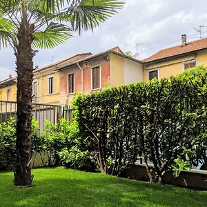 Apartment Monza Apartments 